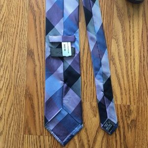 NWT Calvin Klein 100% Silk Extra Long Tie